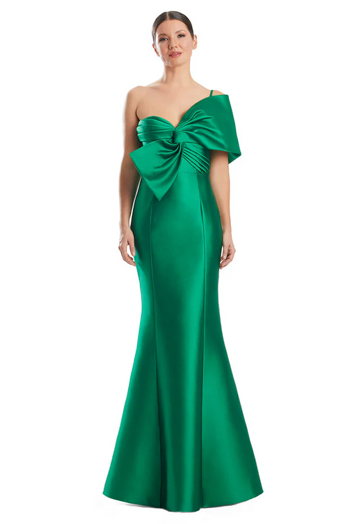 Alexander By Daymor 1977 Pleated Bodice Evening Dress - A sophisticated evening dress featuring a pleated bodice and knotted bust, perfect for evening events or mother of the bride or groom occasions. The model is wearing the color emerald.