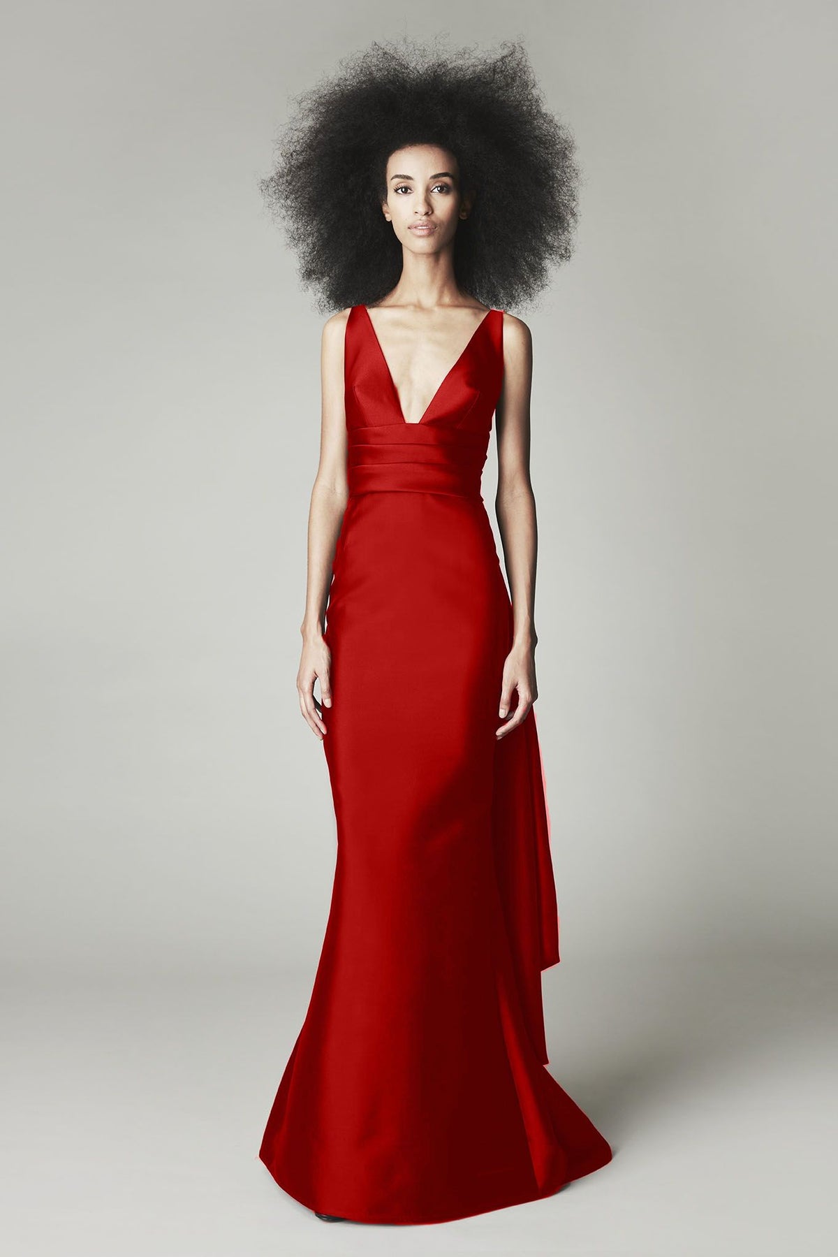 Audrey+Brooks - 6012 - Plunging Neckline Fitted Formal Evening Gown Navy / 4 Audrey+Brooks - 6012 - Plunging Neckline Fitted Formal Evening Gown Navy / 4