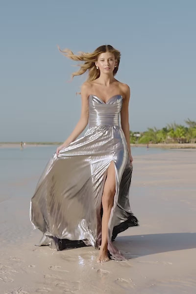 strapless metallic dress Crystal Fitted 10 / Copper offering a timeless and flattering look Strapless Metallic Jacquard Bubble Hem