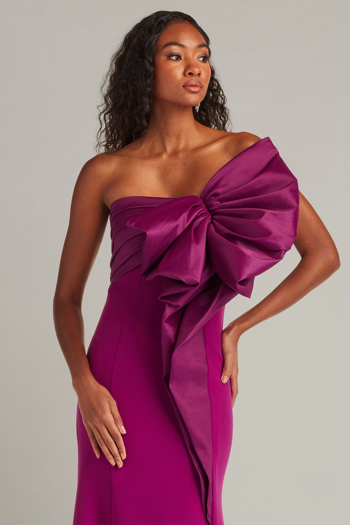 Tadashi Shoji - BOS26010L - Strapless Mermaid Gown with Sculptural Bow