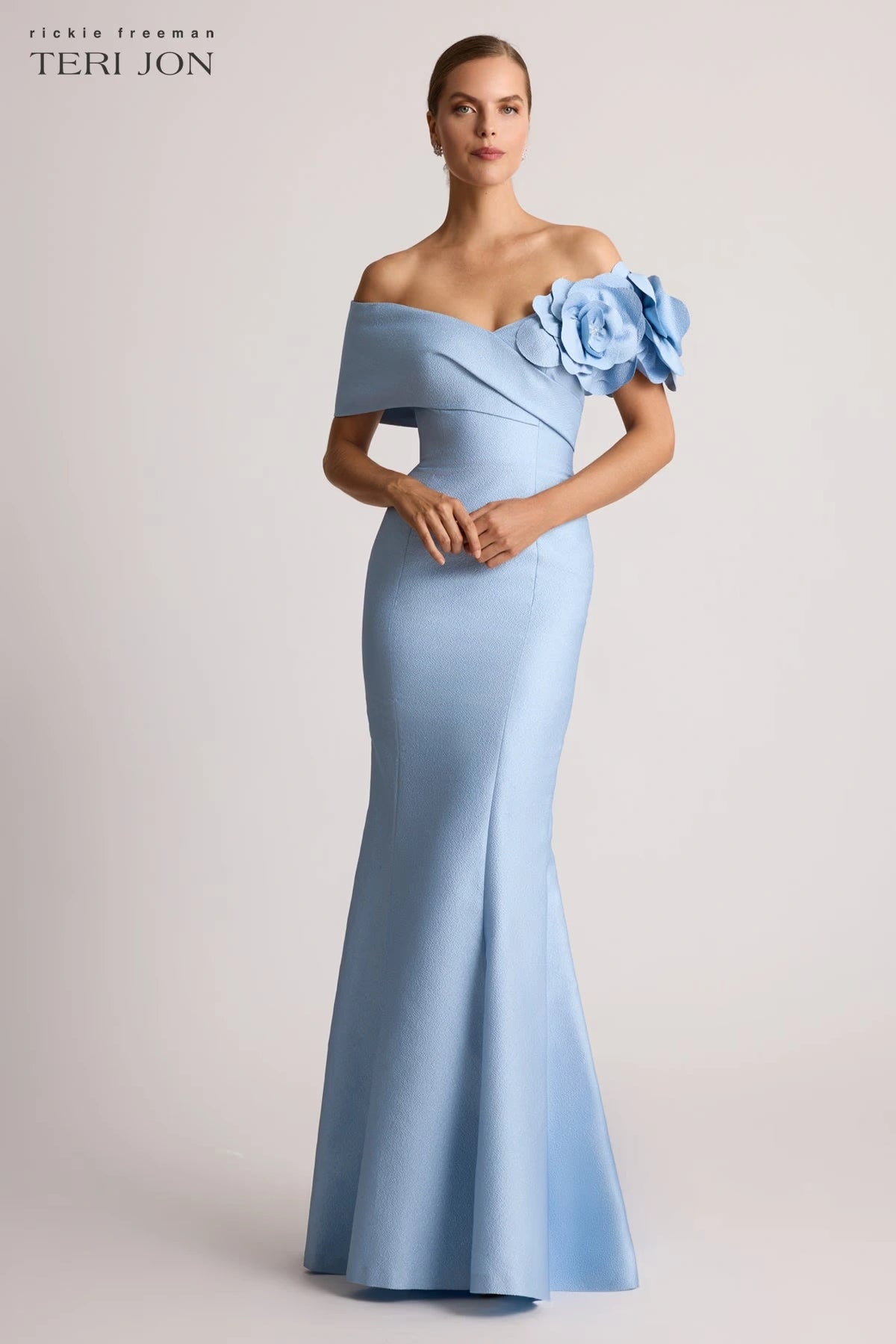 Teri Jon - 259075 - Off-Shoulder Floral Accent Evening Gown