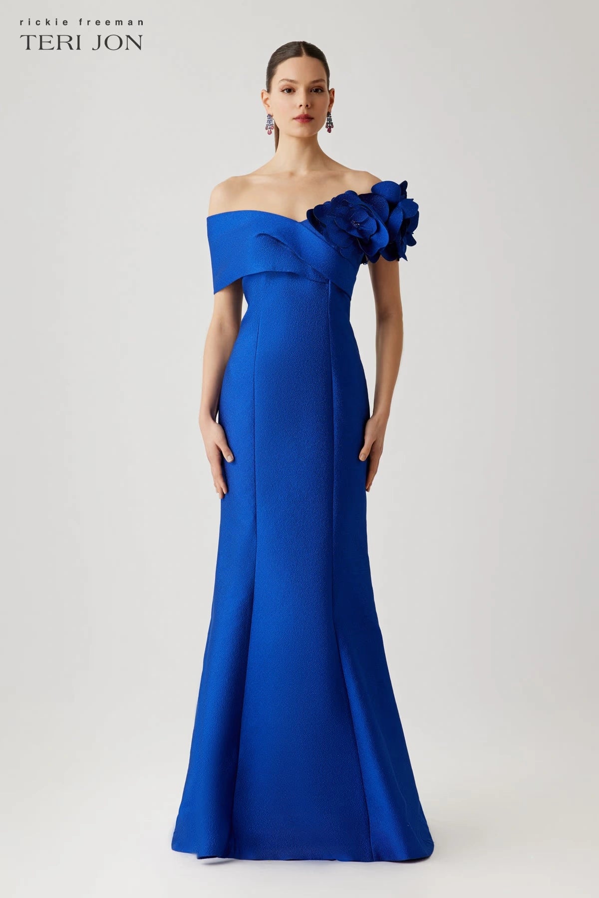 Teri Jon - 259075 - Off-Shoulder Floral Accent Evening Gown